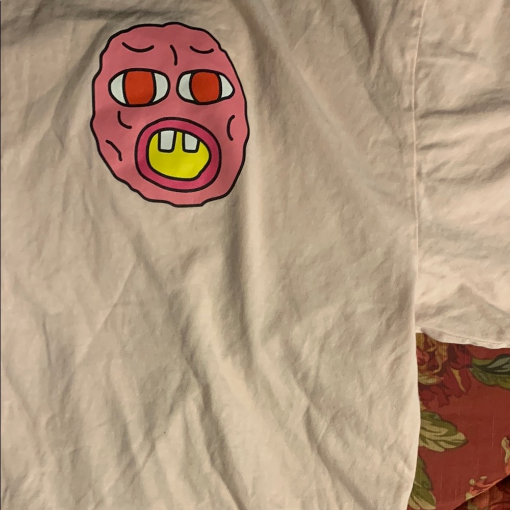 Pink Graphic T-Shirt with Cartoon Design - Picture 3 of 3